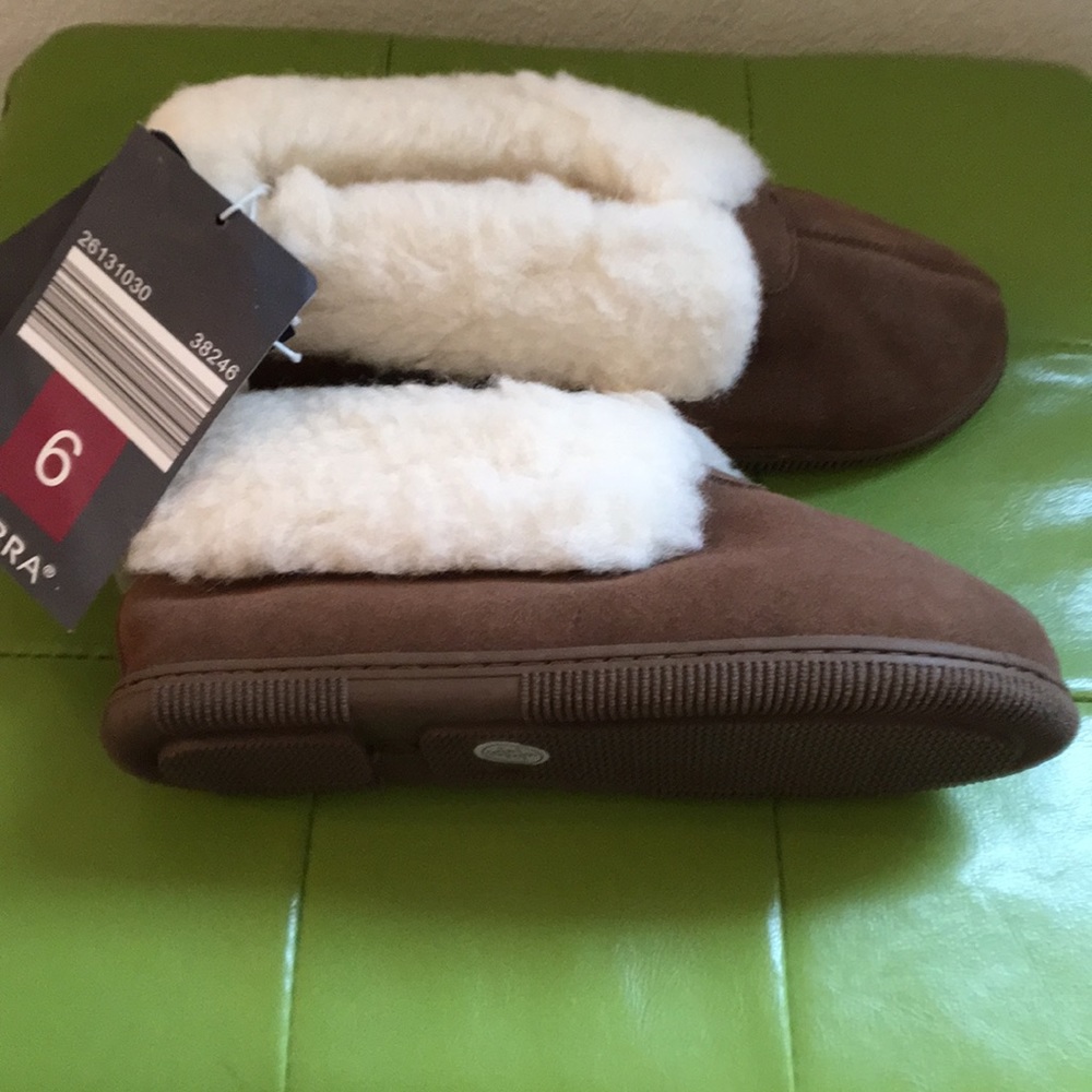 Serra Slippers - Picture 2 of 6